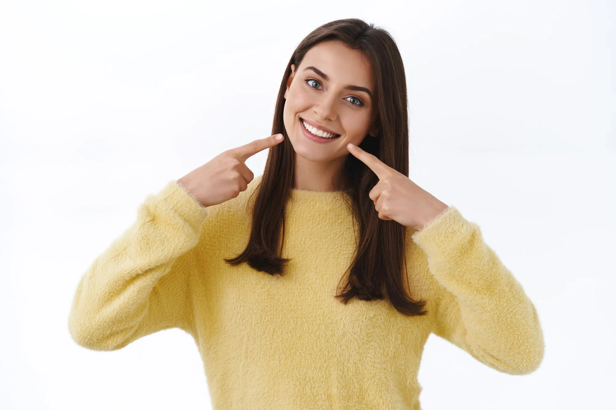 Types of Dental Veneers: Porcelain vs Composite